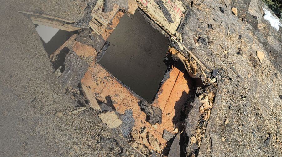 Why choose HydroLift Pros for water damage restoration in San Dimas